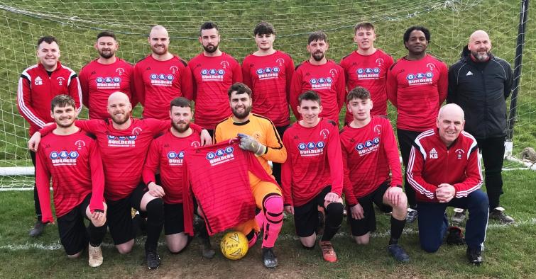 Pennar Robins line up before kick off. Pic Bill Carne
